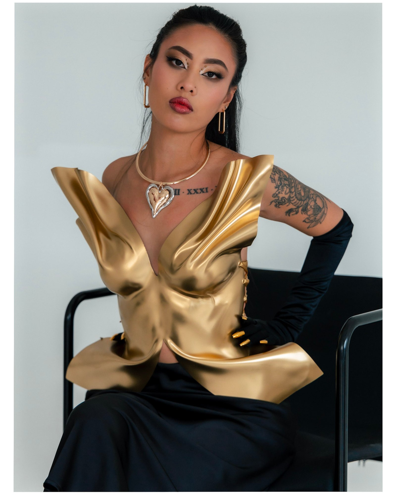 Unique Gold Corset Stage Performance Handcrafted Rave y2k Outfit Designer Breastplate Bustier Avant Garde Clothing Bold Top Stage Look